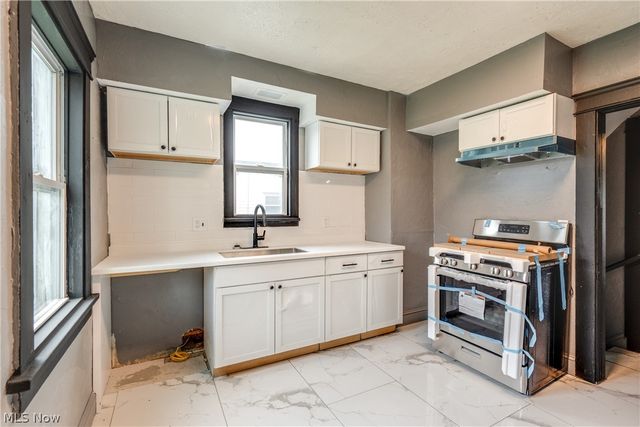 14726 Puritas Avenue, Cleveland, OH 44135