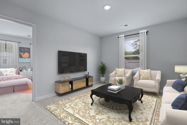 71 VERNON ST, Charles Town, WV 25414