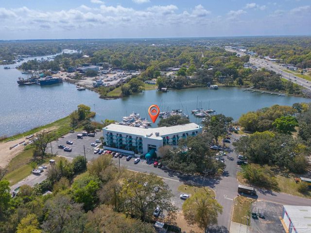 201 S Stillman St 112, Pensacola, FL 32505