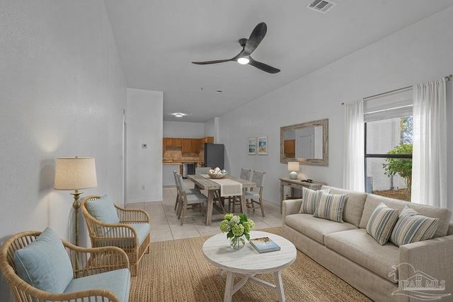 201 S Stillman St 112, Pensacola, FL 32505