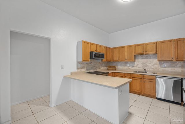 201 S Stillman St 112, Pensacola, FL 32505