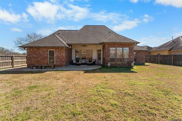 2099 Cypress Cove Ave, Zachary, LA 70791