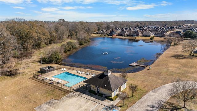 2099 Cypress Cove Ave, Zachary, LA 70791