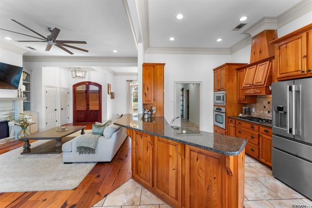 2099 Cypress Cove Ave, Zachary, LA 70791