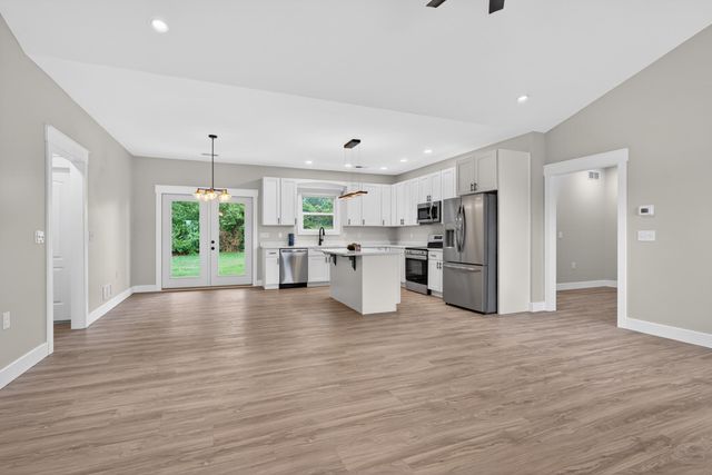 107 Stonegate Drive, Danville, KY 40422