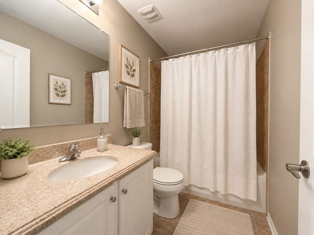 603 Pimlico Street, Oswego, IL 60543