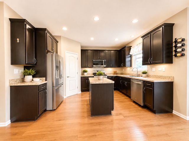 603 Pimlico Street, Oswego, IL 60543