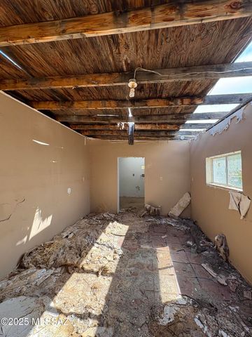 7877 E San Jose Road, Safford, AZ 85546