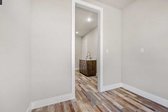 5777 County Road 236 RD, Liberty Hill, TX 78642