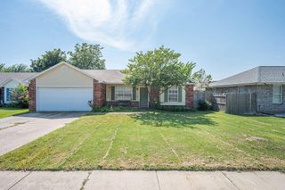 936 NW 15th Street, Moore, OK 73160