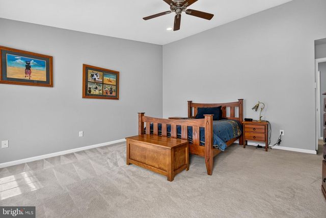 132 HELEN DR, Cinnaminson, NJ 08077