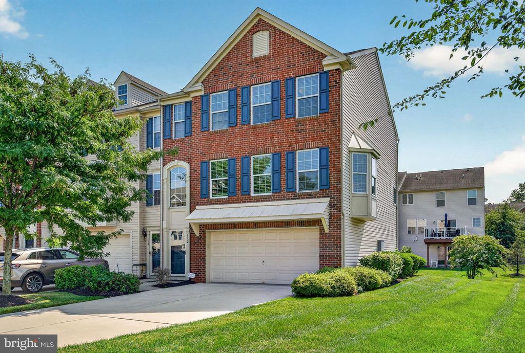 132 HELEN DR, Cinnaminson, NJ 08077