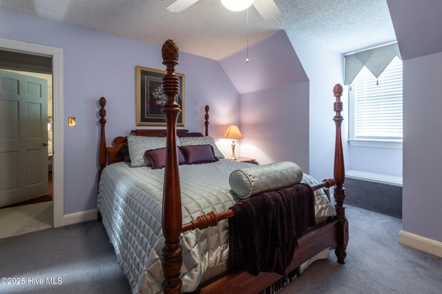 1138 Galloway Road, Grimesland, NC 27837