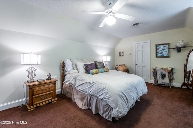 1138 Galloway Road, Grimesland, NC 27837