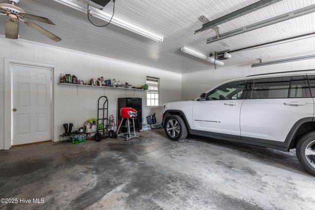 1138 Galloway Road, Grimesland, NC 27837