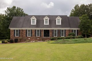 1138 Galloway Road, Grimesland, NC 27837