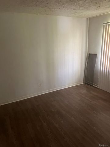 12940 -12950 John R Street, Highland Park, MI 48203