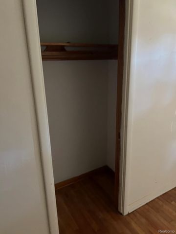 12940 -12950 John R Street, Highland Park, MI 48203