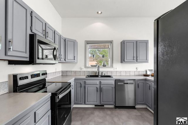1268 W Caida Del Sol Dr, Pueblo West, CO 81007