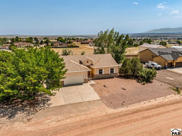 1268 W Caida Del Sol Dr, Pueblo West, CO 81007