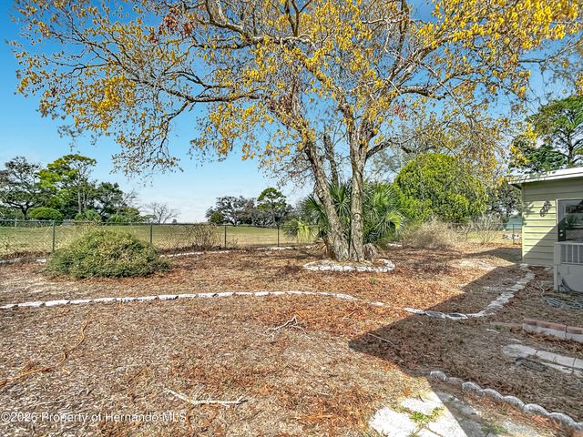 8339 Weatherford Avenue, Brooksville, FL 34613