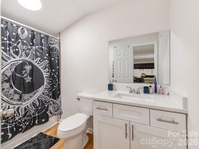 102 Lanier Street, Mount Holly, NC 28120