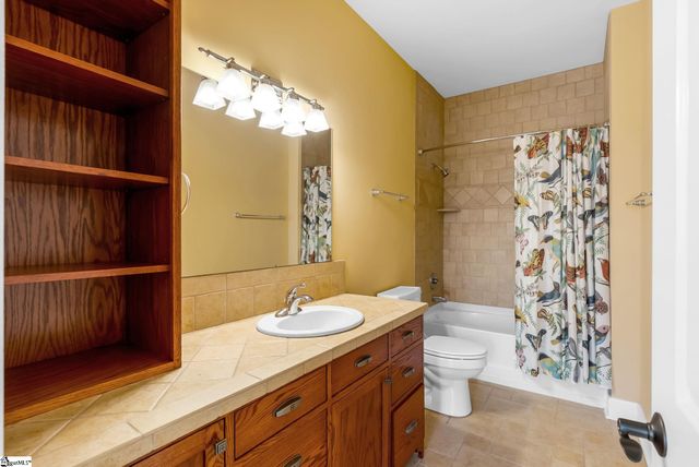 33 Witch Hazel Trail, Landrum, SC 29356