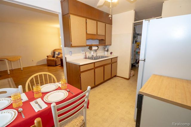 2539 Margaret Street, Melvindale, MI 48122