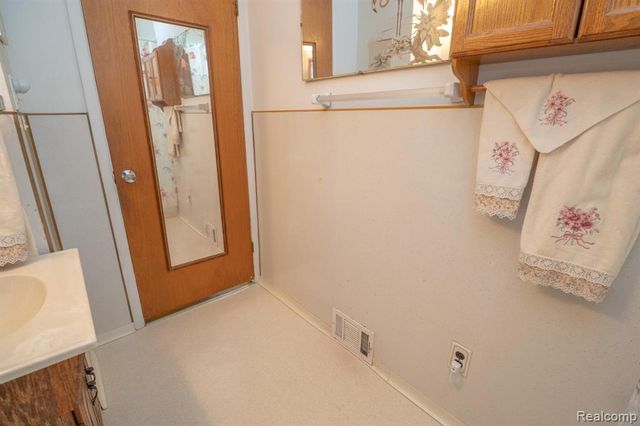 2539 Margaret Street, Melvindale, MI 48122