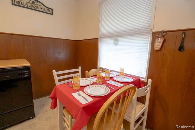 2539 Margaret Street, Melvindale, MI 48122
