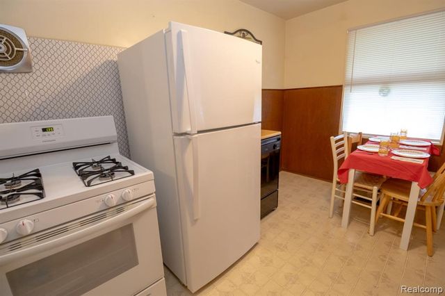 2539 Margaret Street, Melvindale, MI 48122