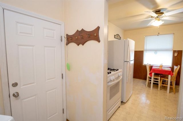 2539 Margaret Street, Melvindale, MI 48122