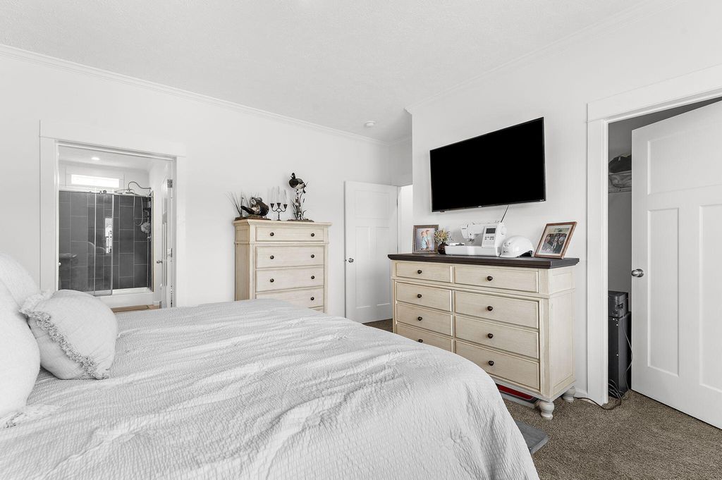 Image 20 of property listing at 145 Hidden Hills Road, Cross, SC 29436