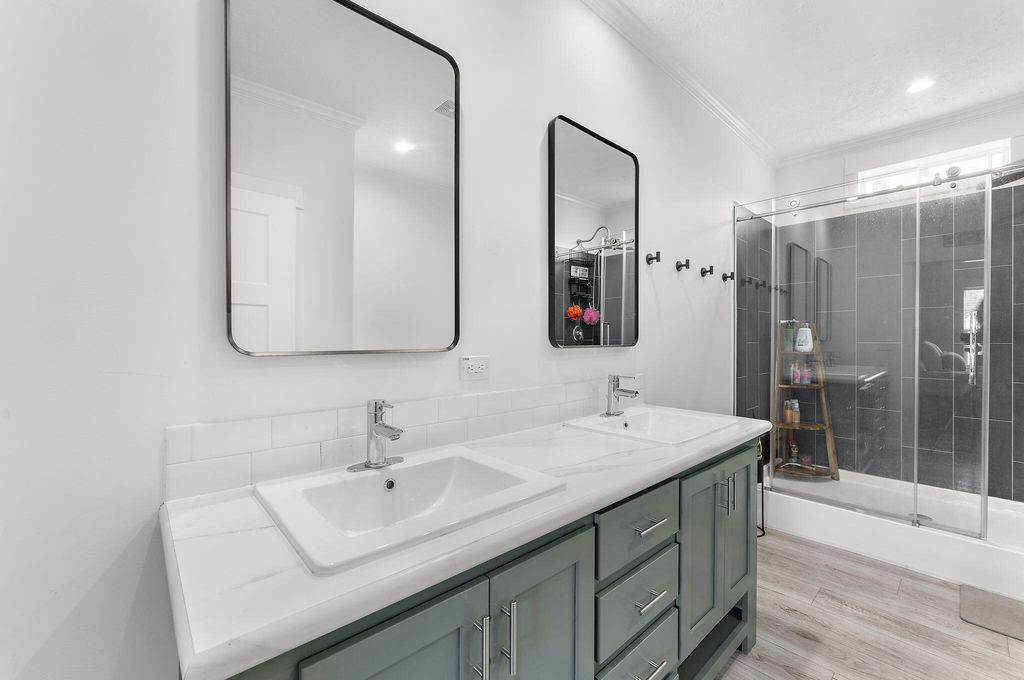 Image 22 of property listing at 145 Hidden Hills Road, Cross, SC 29436