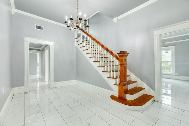 336 N Rockisland Street, Angleton, TX 77515