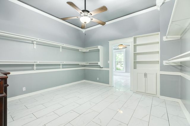 336 N Rockisland Street, Angleton, TX 77515