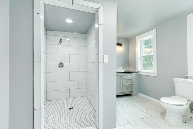 336 N Rockisland Street, Angleton, TX 77515