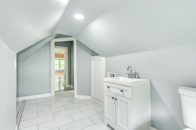 336 N Rockisland Street, Angleton, TX 77515