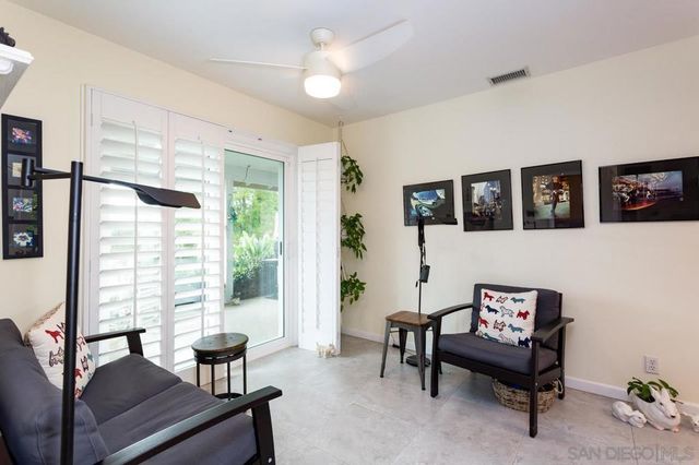 10565 Burned Oak Lane, Escondido, CA 92026