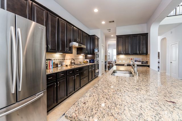 16627 Amelia Island Drive, Cypress, TX 77433