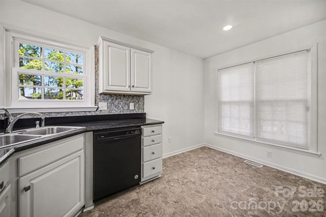 698 Rambo Road E, Rock Hill, SC 29730