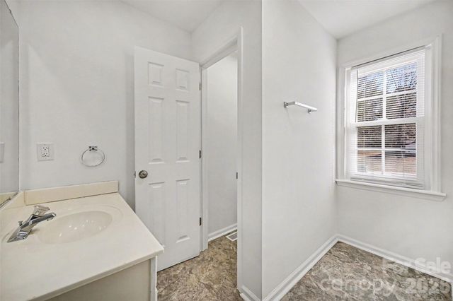 698 Rambo Road E, Rock Hill, SC 29730