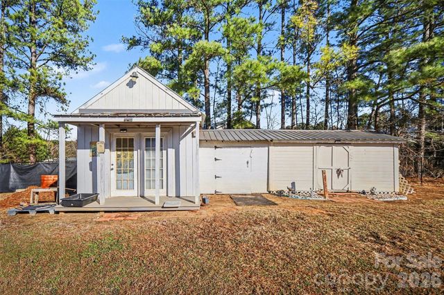 698 Rambo Road E, Rock Hill, SC 29730