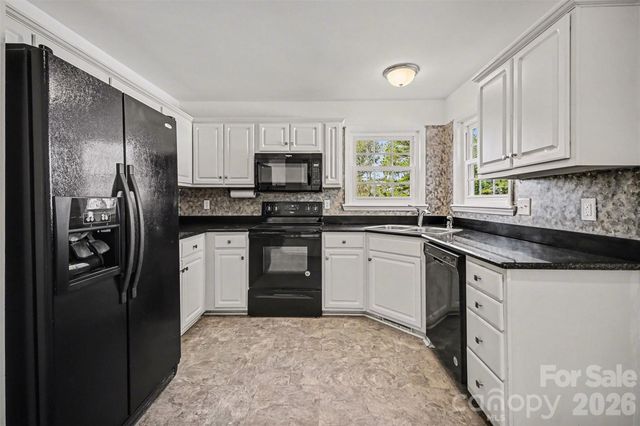 698 Rambo Road E, Rock Hill, SC 29730