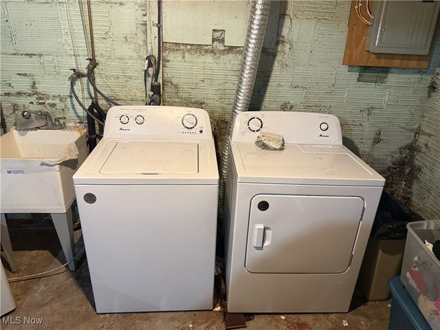 808 Oakmont Avenue, Steubenville, OH 43952