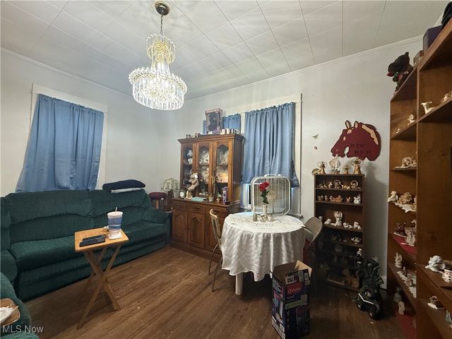 808 Oakmont Avenue, Steubenville, OH 43952