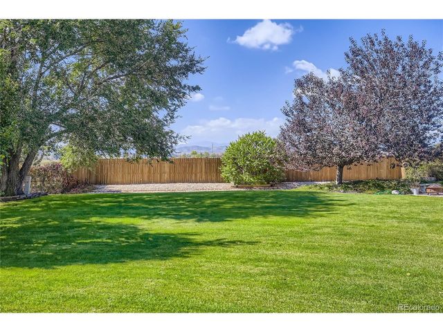 805 Waxberry Ct, Loveland, CO 80538