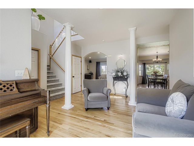 805 Waxberry Ct, Loveland, CO 80538