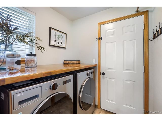 805 Waxberry Ct, Loveland, CO 80538
