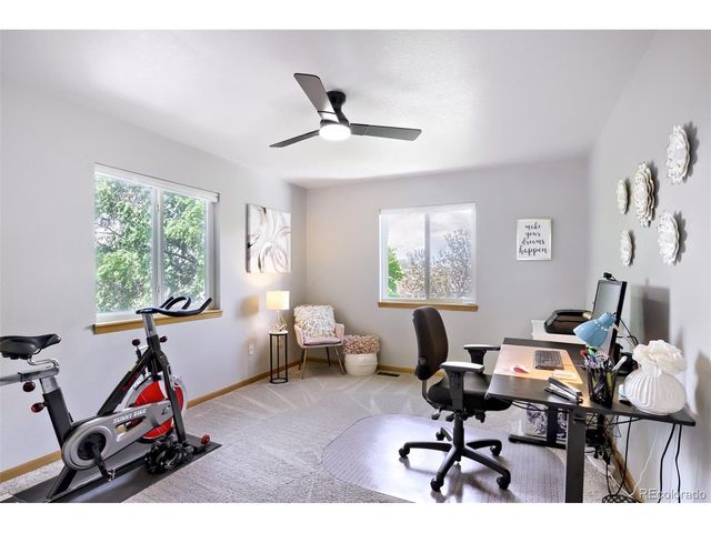 805 Waxberry Ct, Loveland, CO 80538